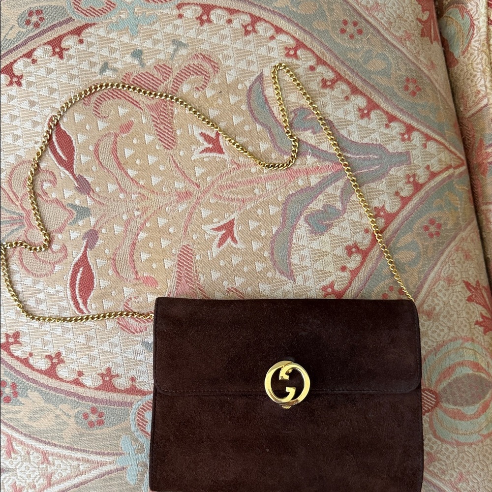 Gucci Brown Suede Crossbody Bag with Gold Chain - Picture 5 of 15